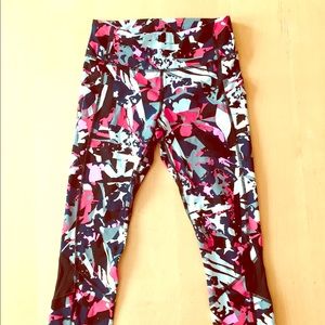 Lululemon capri leggings size 4